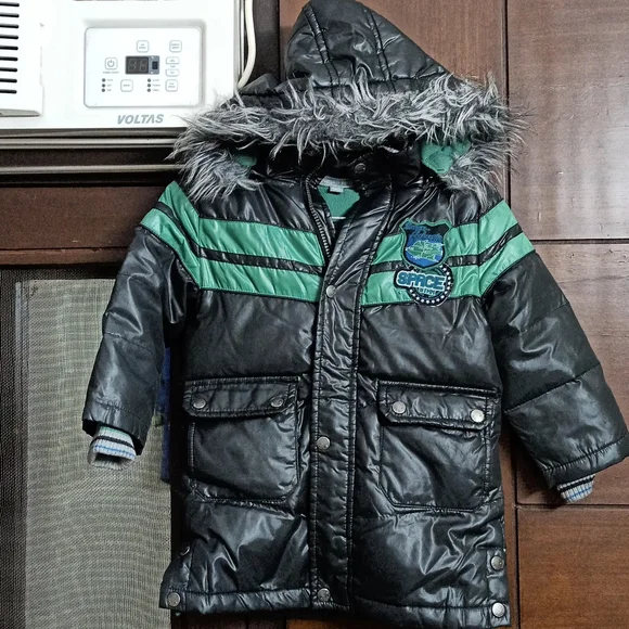 Jacket - Picture 1 of 10